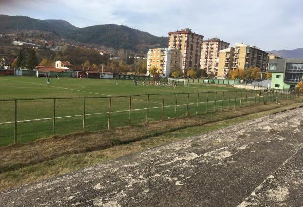 ЈАВЕН ОГЛАС за изведба на Бетонски работи, партерно уредување и реконструкција на трибини од Градски стадион во Македонска Каменица